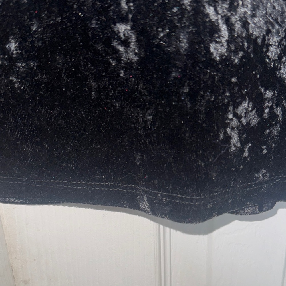 Como Vintage Black Crushed Velvet Long-Sleeve Keyhole Top - Picture 7 of 9